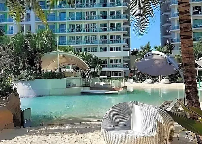 Отель Azure Affordable Staycation 5*