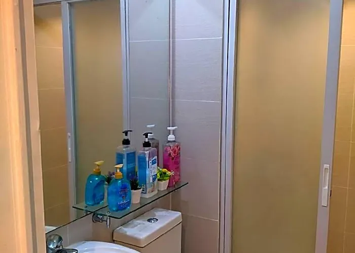 Azure Affordable Staycation 5* Манила